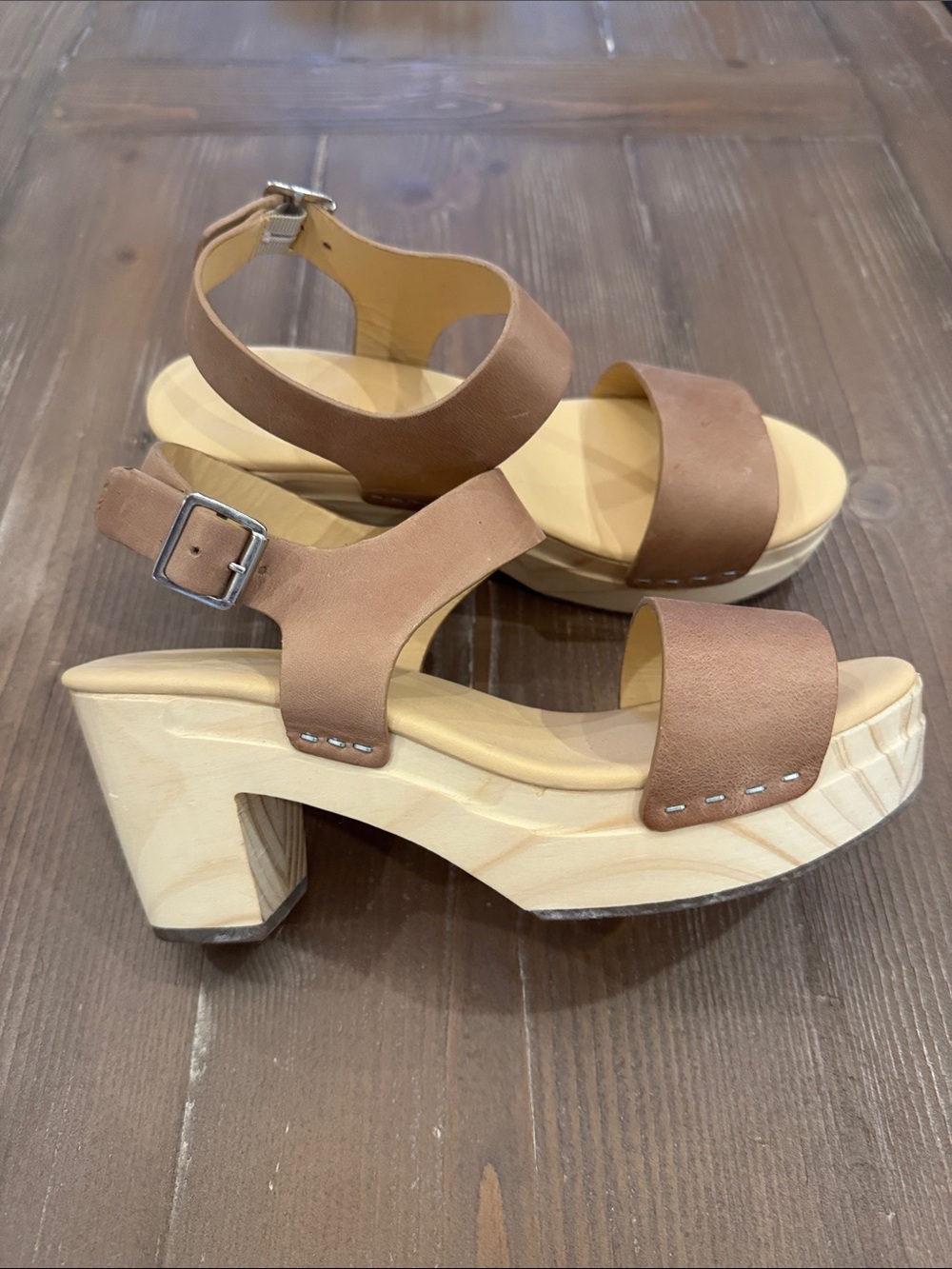 Anthropologie Nisolo All-Day Clogs Size 7.5